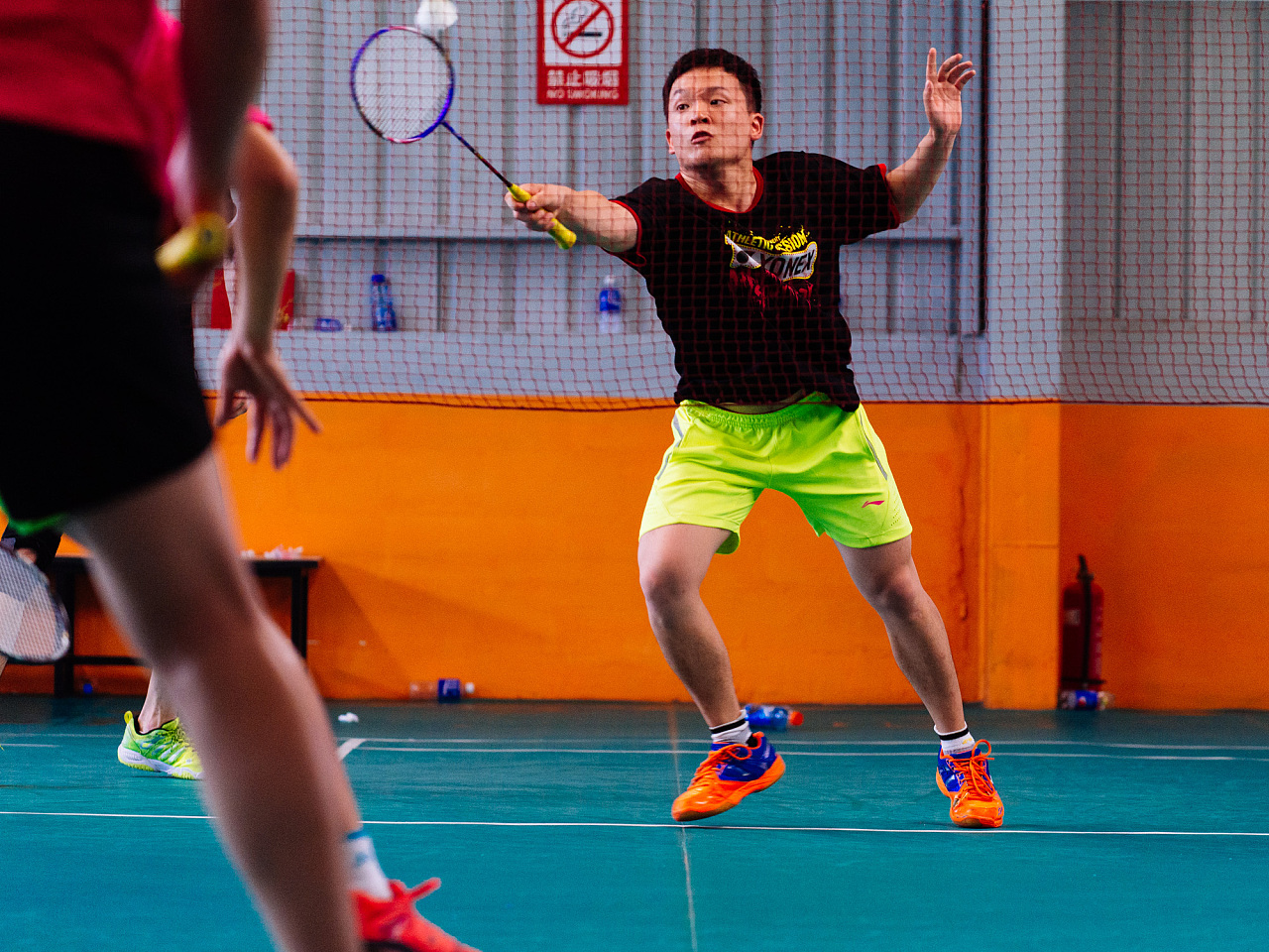 球队不仅依 球队不仅依