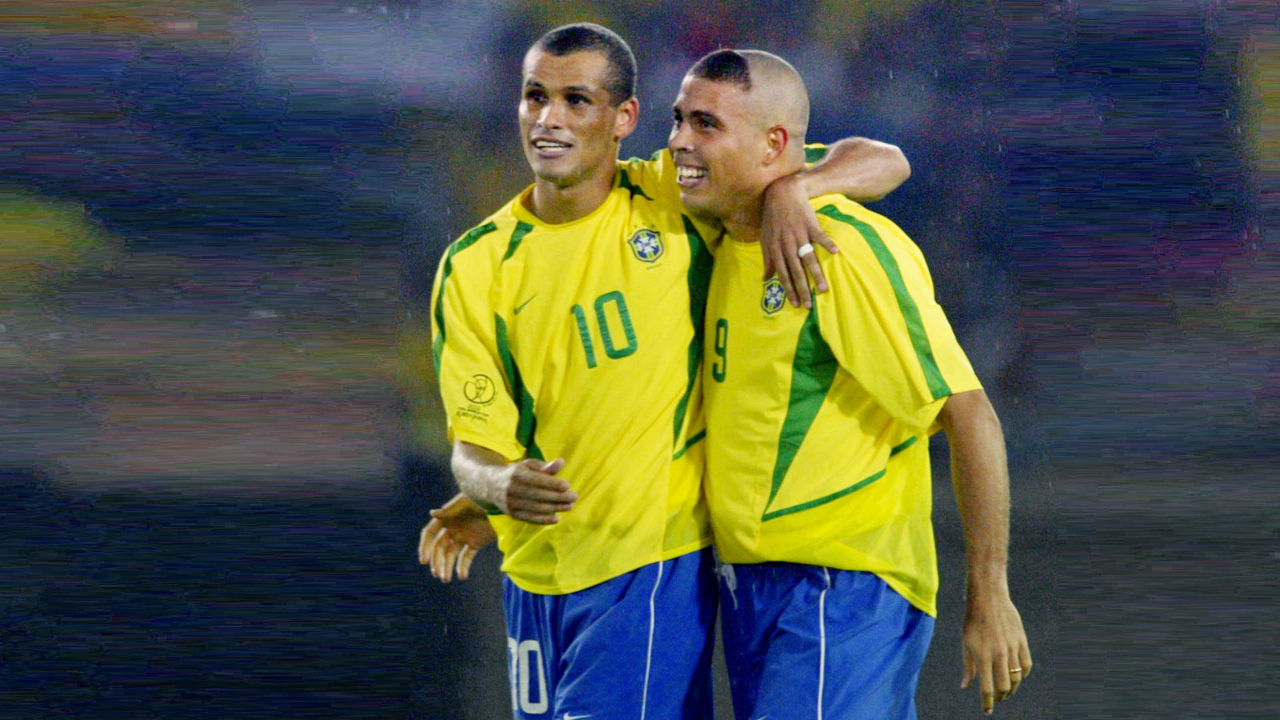 而他本人则 而他本人则