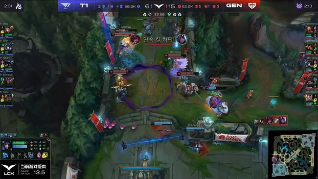 蜡像进行互 蜡像进行互