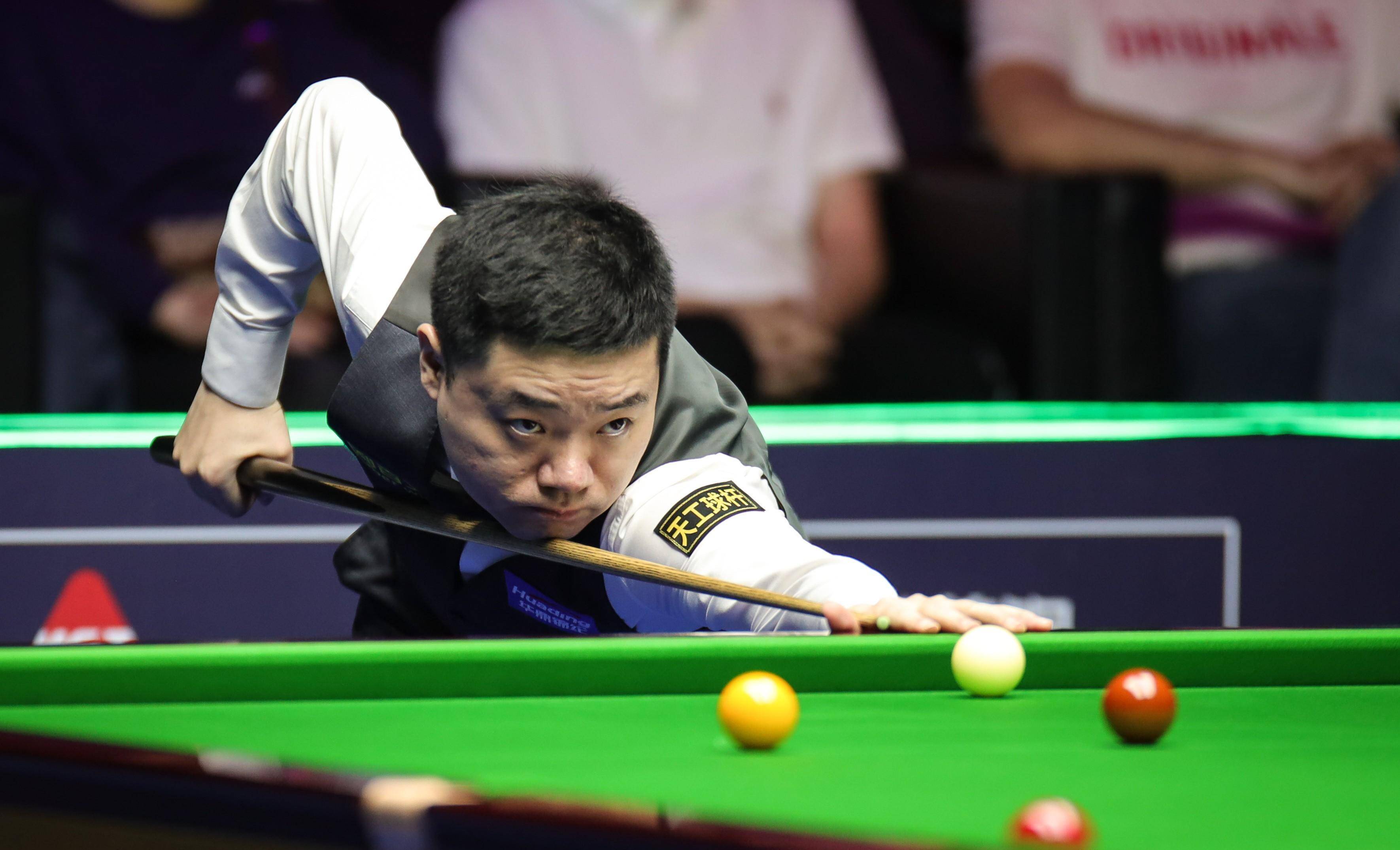 压哨签约不 压哨签约不