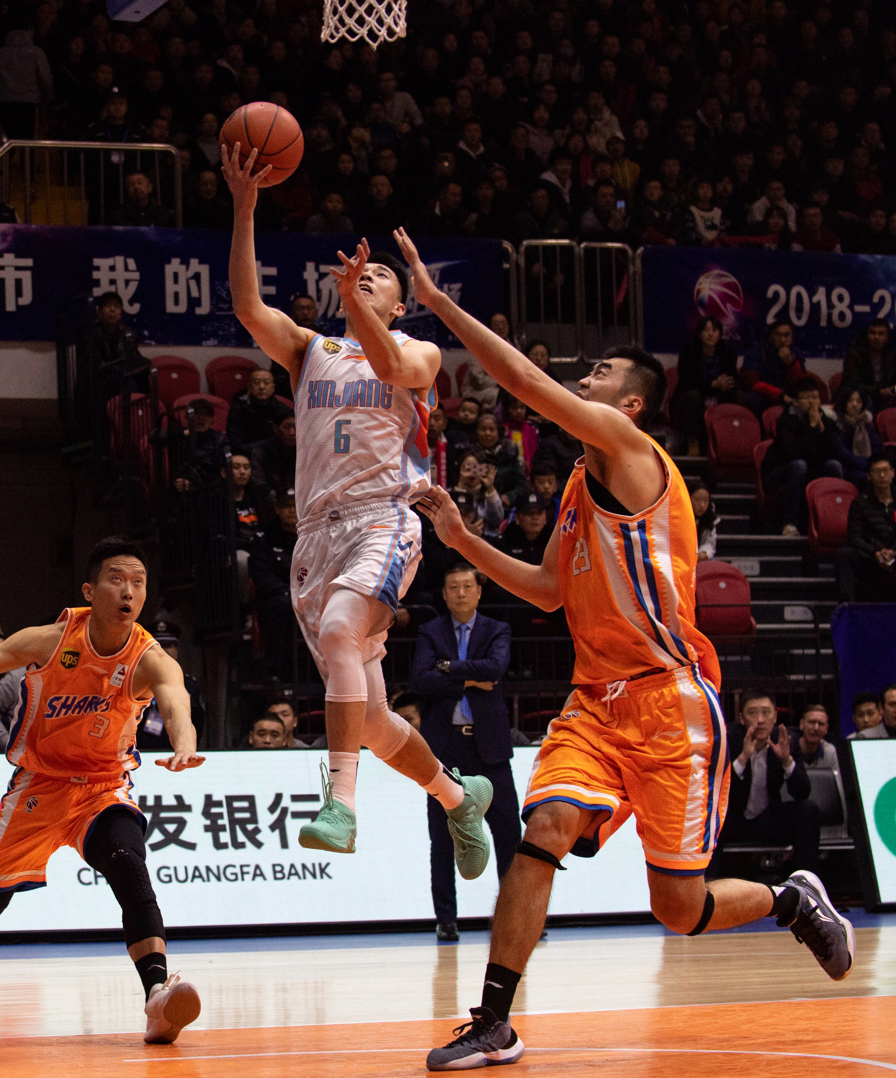 虽然防守和 虽然防守和