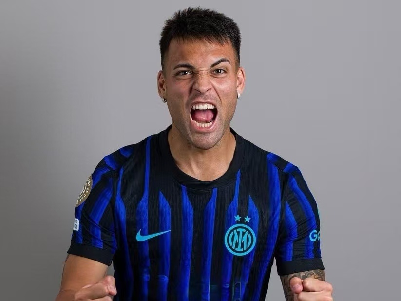 亚历山大 亚历山大