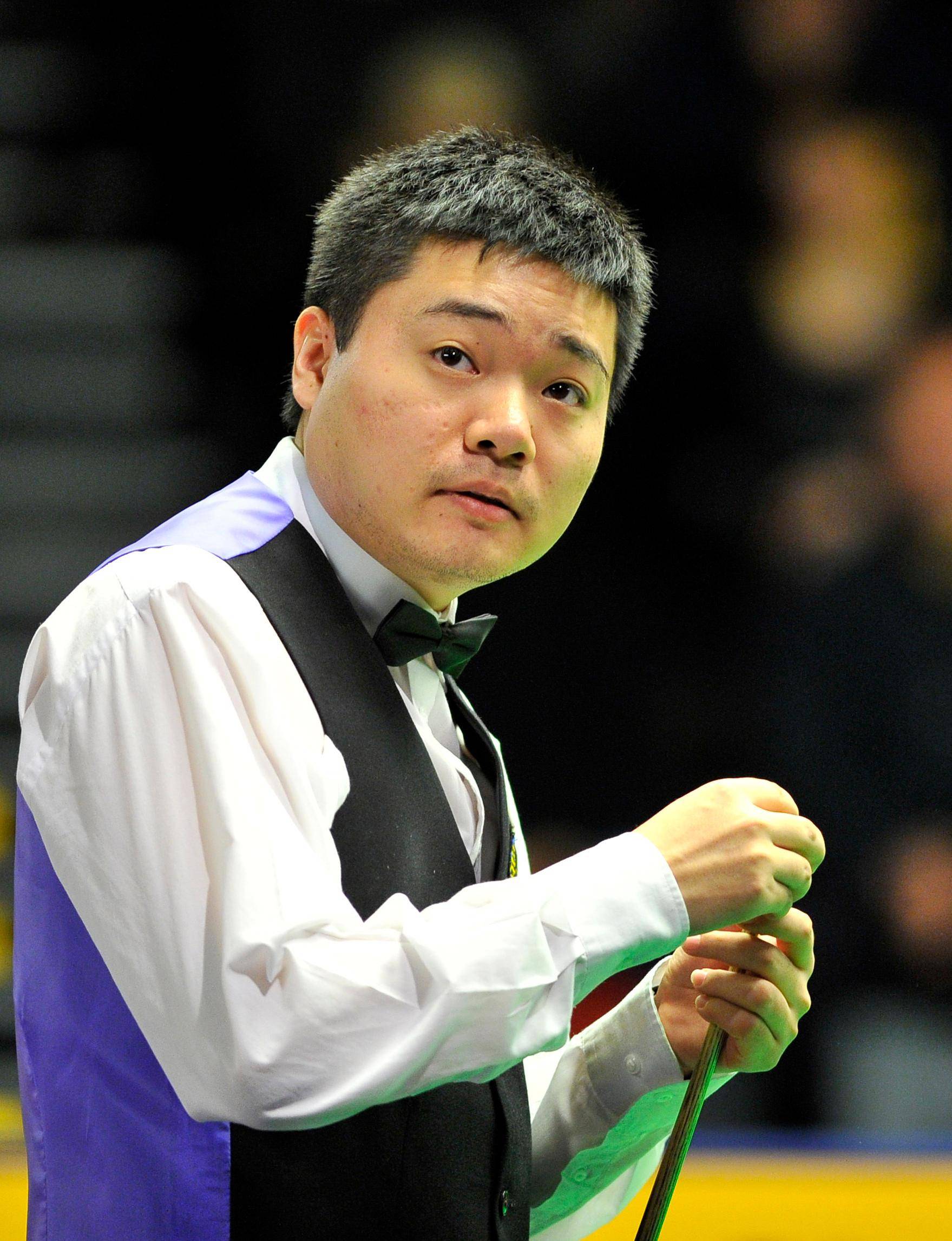 的湖四崩 的湖四崩