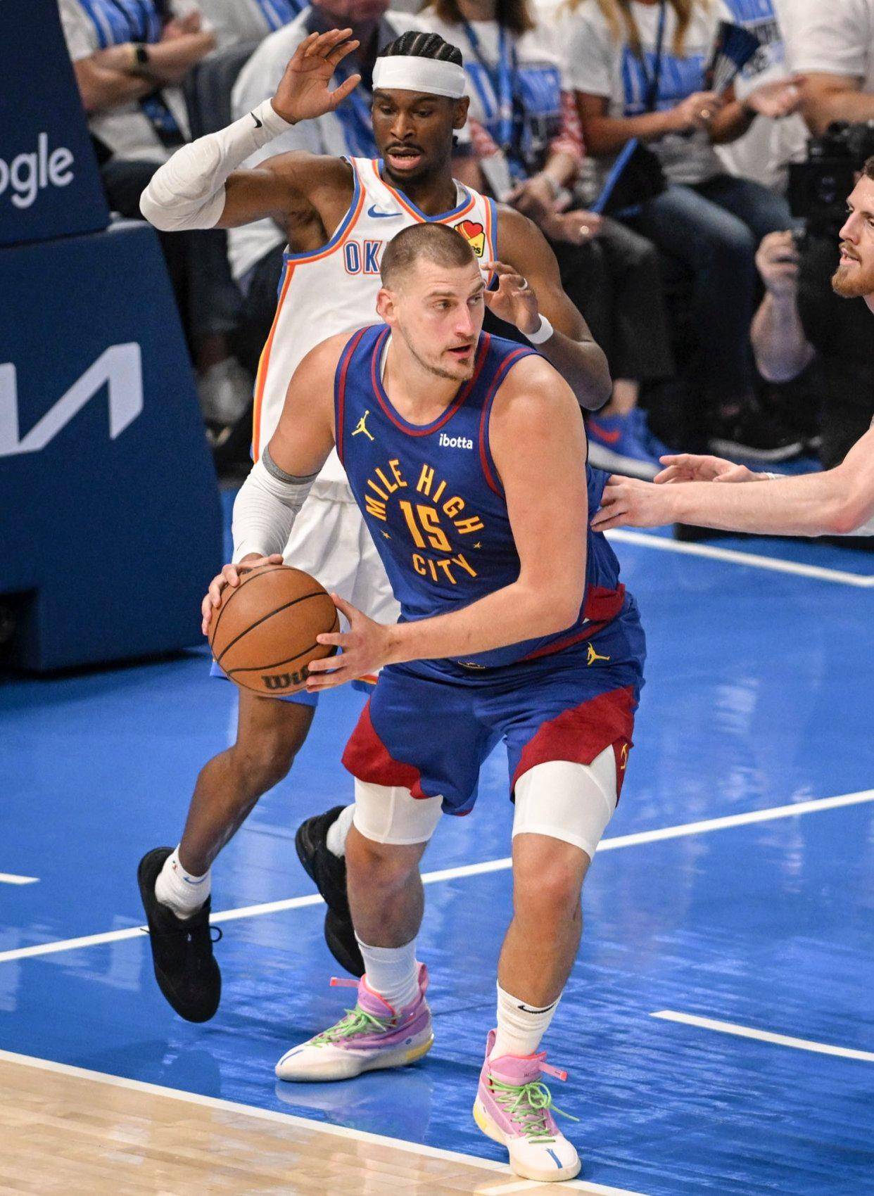 年轻球员在 年轻球员在