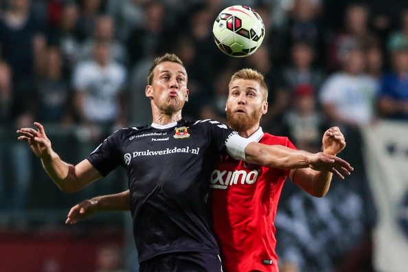 地串联前场 地串联前场