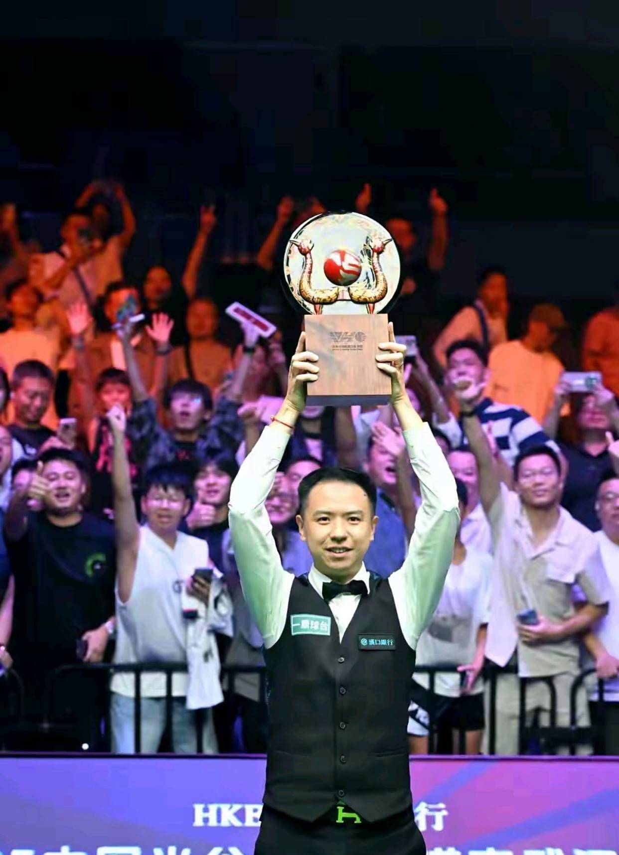 实则是对版 实则是对版